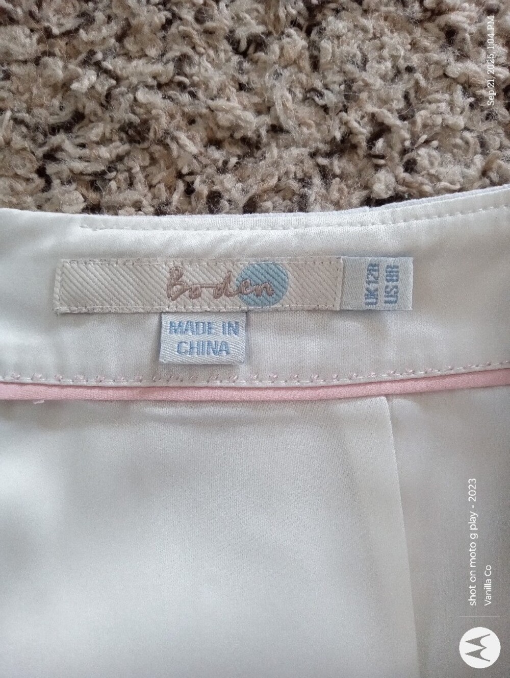 Boden Fruity Fun Embroidered Midi Skirt White Medium 8 Regular - Picture 4 of 11